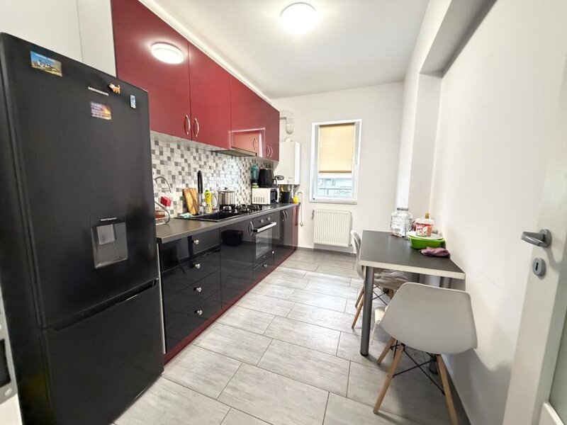 Popesti-Leordeni, apartament 2 camere, curte 27 mp, loc de parcare, metrou Berceni 15 minute
